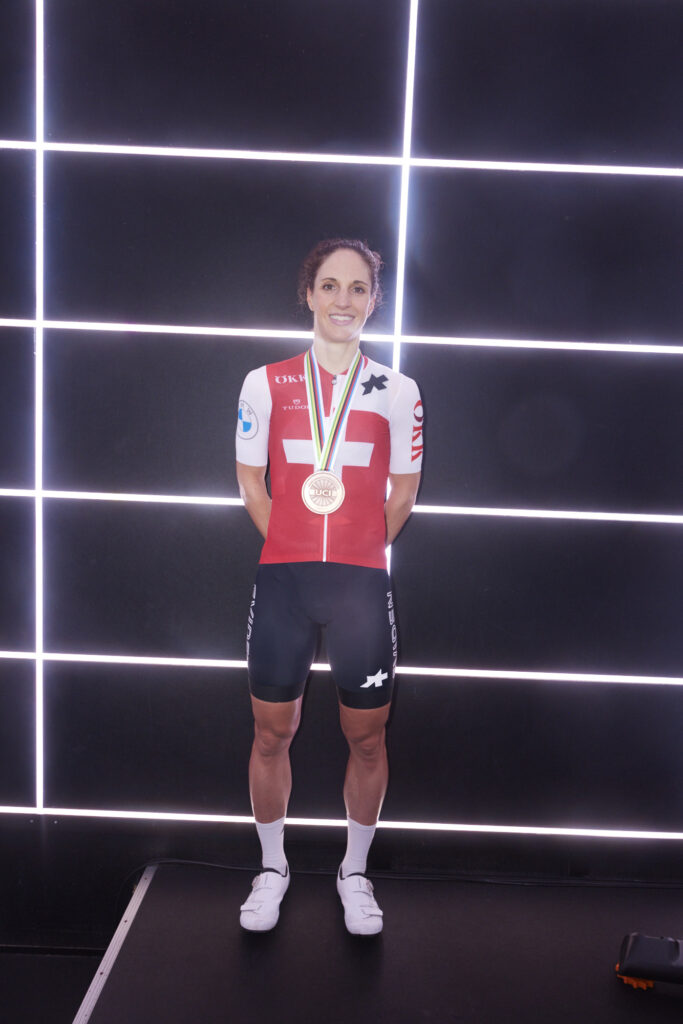Kathrin Fuhrer, Bronze-Medaillen-Gewinnerin der Cycling E-Sport WM 2024